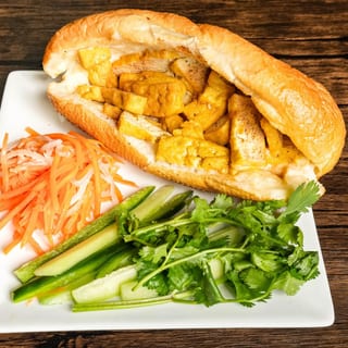 S4. Vietnamese Baguette Sandwich with Tofu