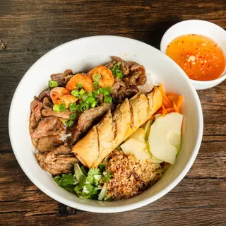 V. Vermicelli with Grilled Shrimp, Grilled Pork Slices and Crispy Fried Egg Roll