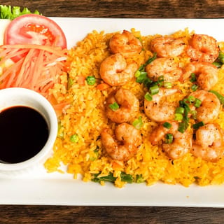 C6. Com Chien Tom - Shrimp Fried Rice